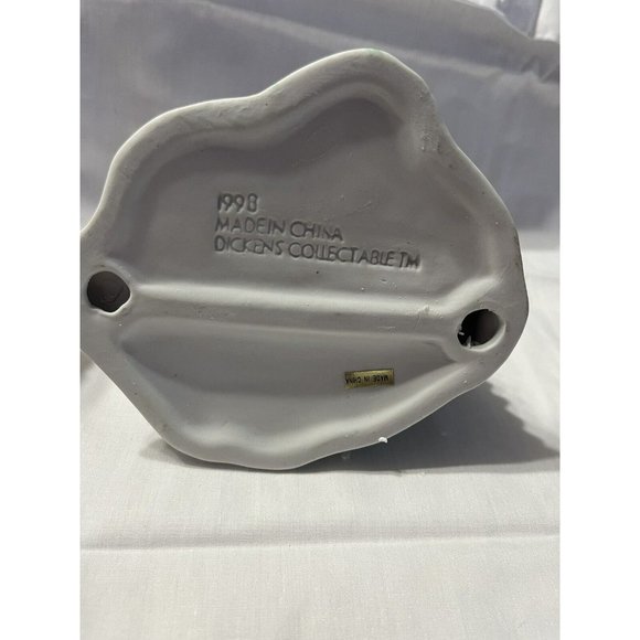 porcelain figurines hand painted dickens collectables - Picture 8 of 8